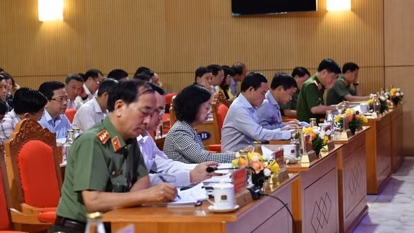 Ban Bí thư quán triệt Chỉ thị tăng cường sự lãnh đạo của Đảng đối với công tác bảo đảm TTATGT