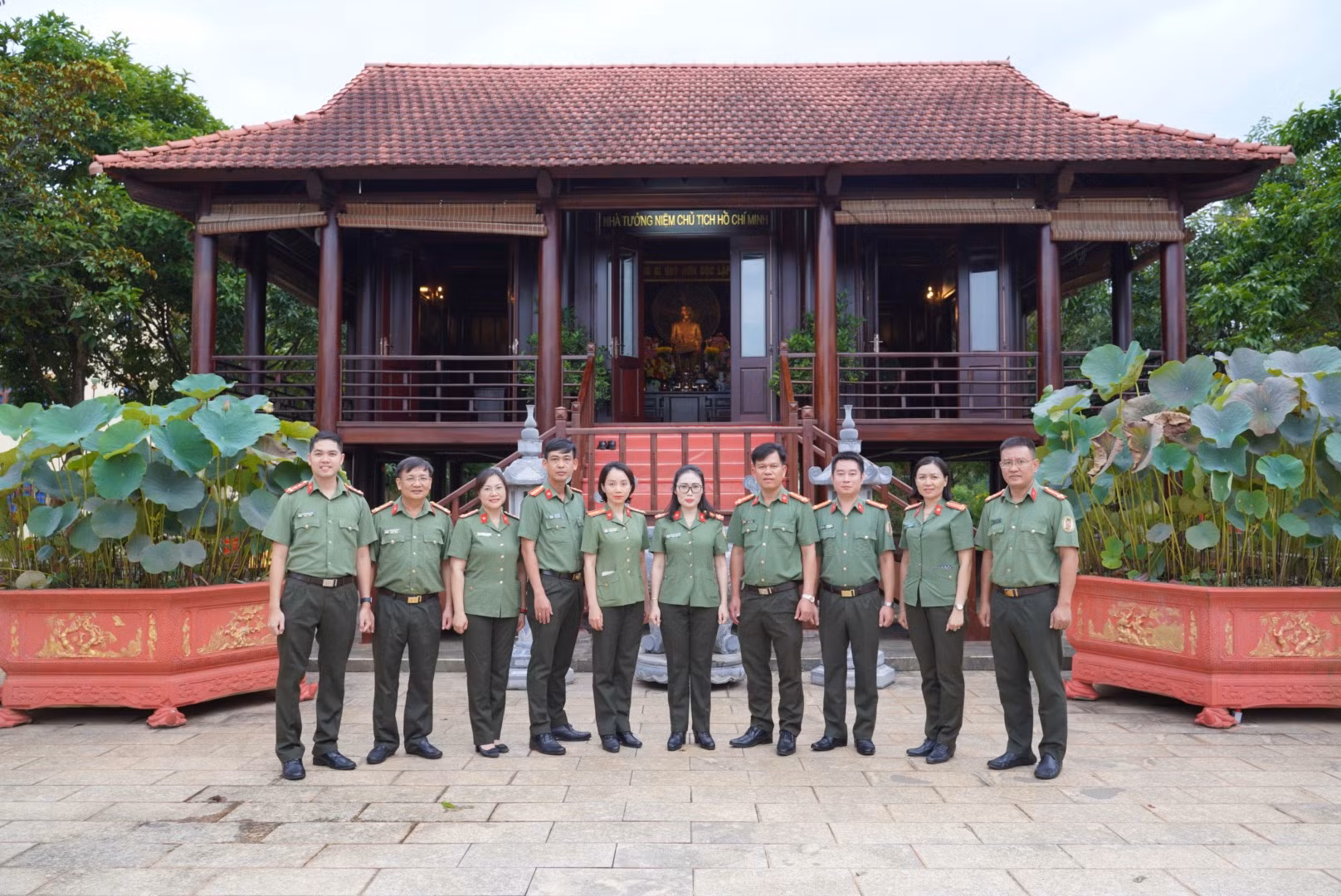 Những tấm lòng sẻ chia đến với người dân Đắk Mil, Đắk Nông -0