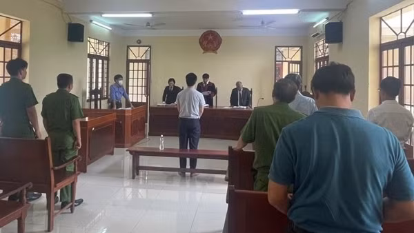 Bị tội hình sự khi bán hàng giả trên sàn thương mại điện tử