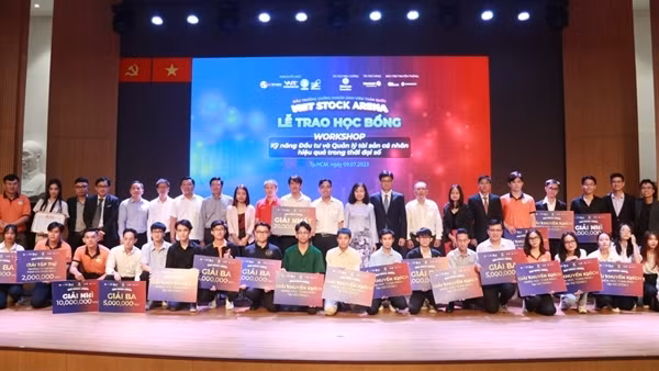 Đấu trường chứng khoán sinh viên định hướng nghề nghiệp và tránh bị lừa đảo