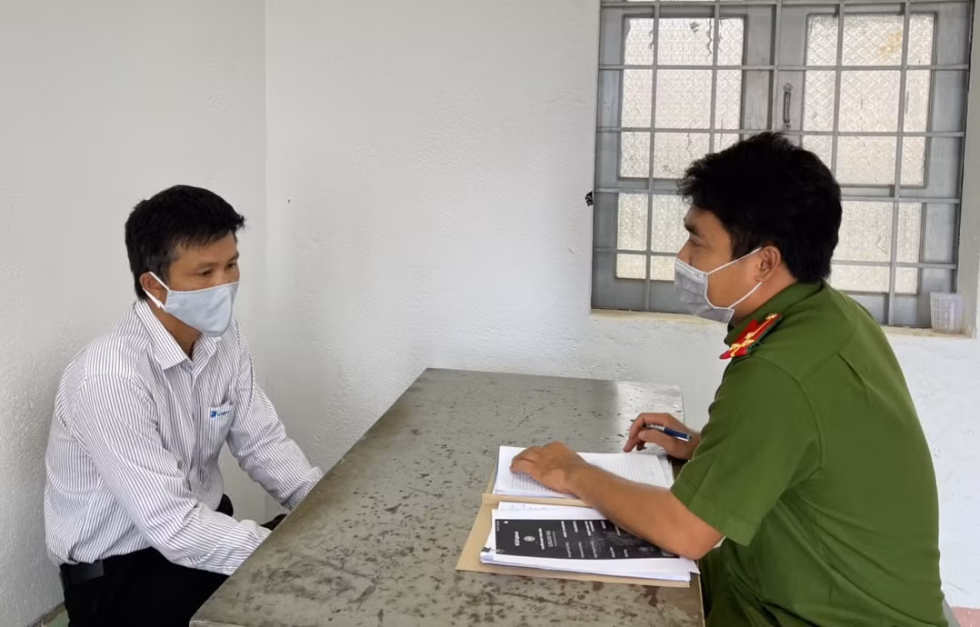 Khởi tố giám đốc “ăn” hàng trăm triệu đồng tiền cáp đồng -0