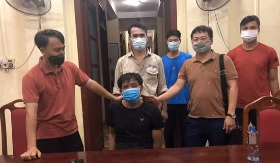 Luồn rừng bắt “sói hoang” trong giá rét ảnh 2