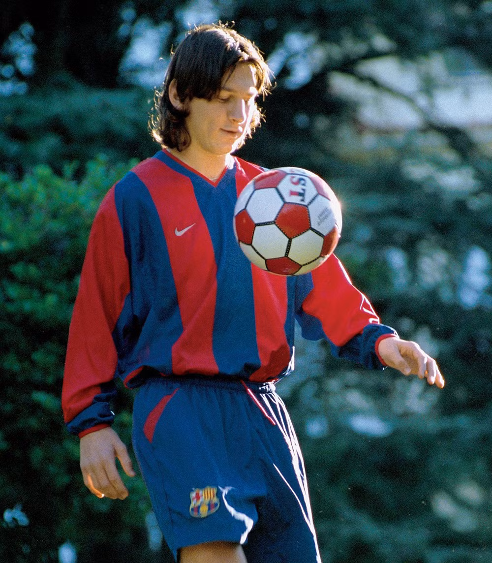 Phía sau cuộc chia ly bất ngờ của Messi -0