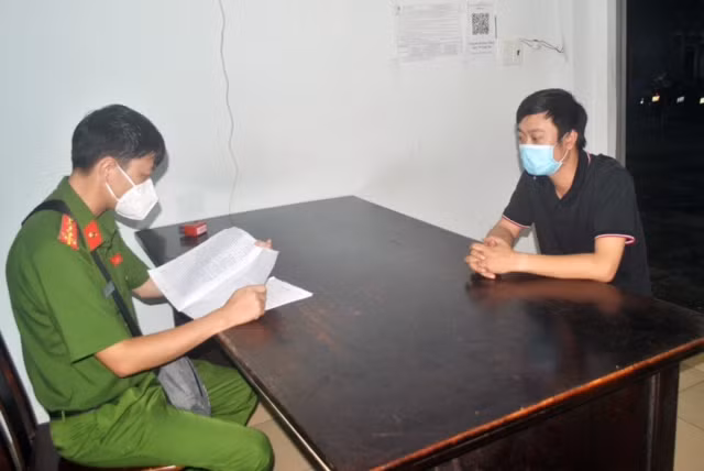 Xử lý nhiều trường hợp xúc phạm lực lượng làm nhiệm vụ phòng, chống dịch -0
