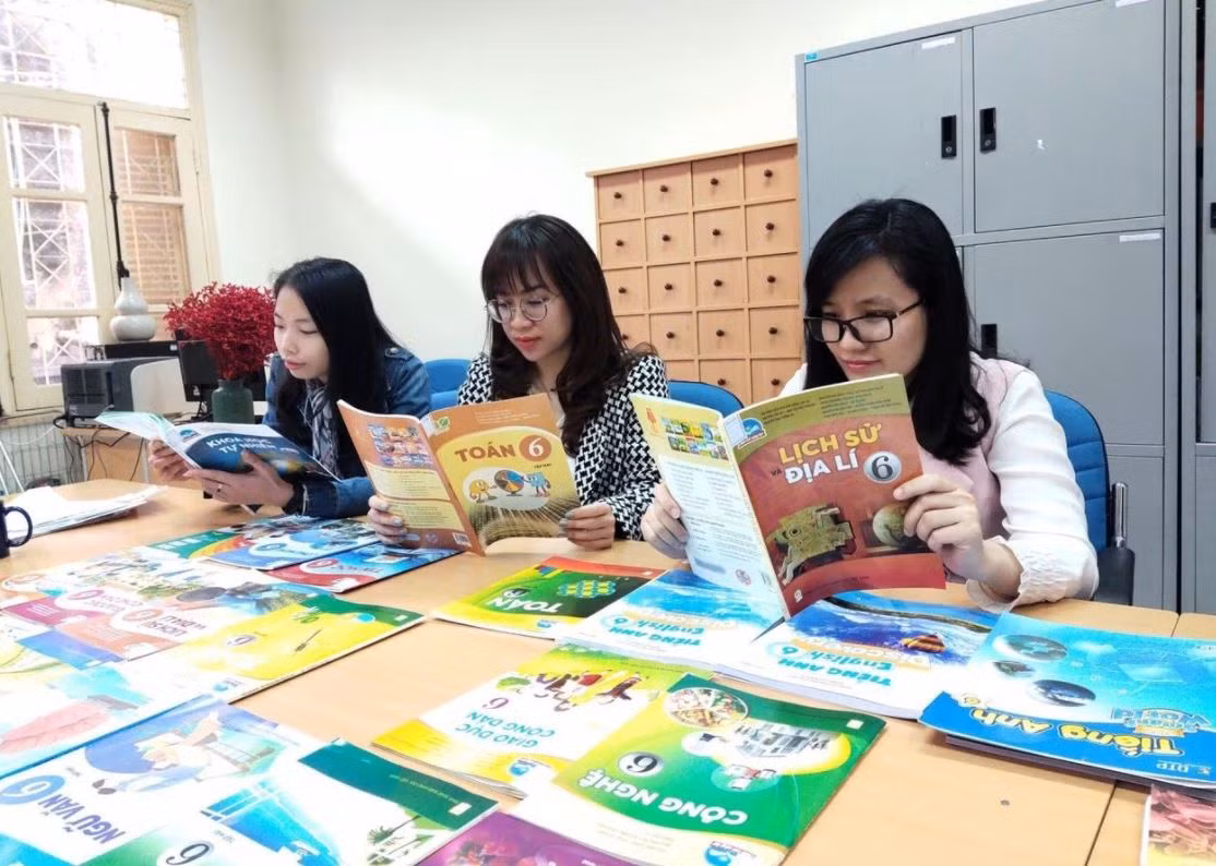 Ưu tiên các điều kiện triển khai chương trình, sách giáo khoa mới đối với lớp 6 -0