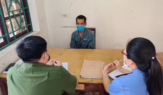 Truy nã kẻ dâm ô trẻ dưới 16 tuổi ảnh 2