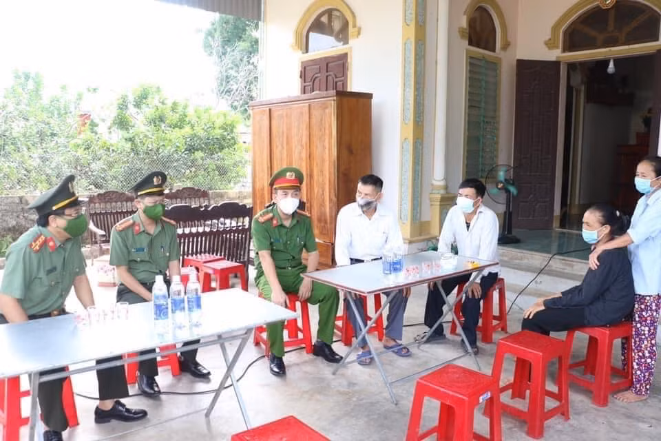 Tiếc thương người lính trẻ hy sinh khi làm nhiệm vụ -0