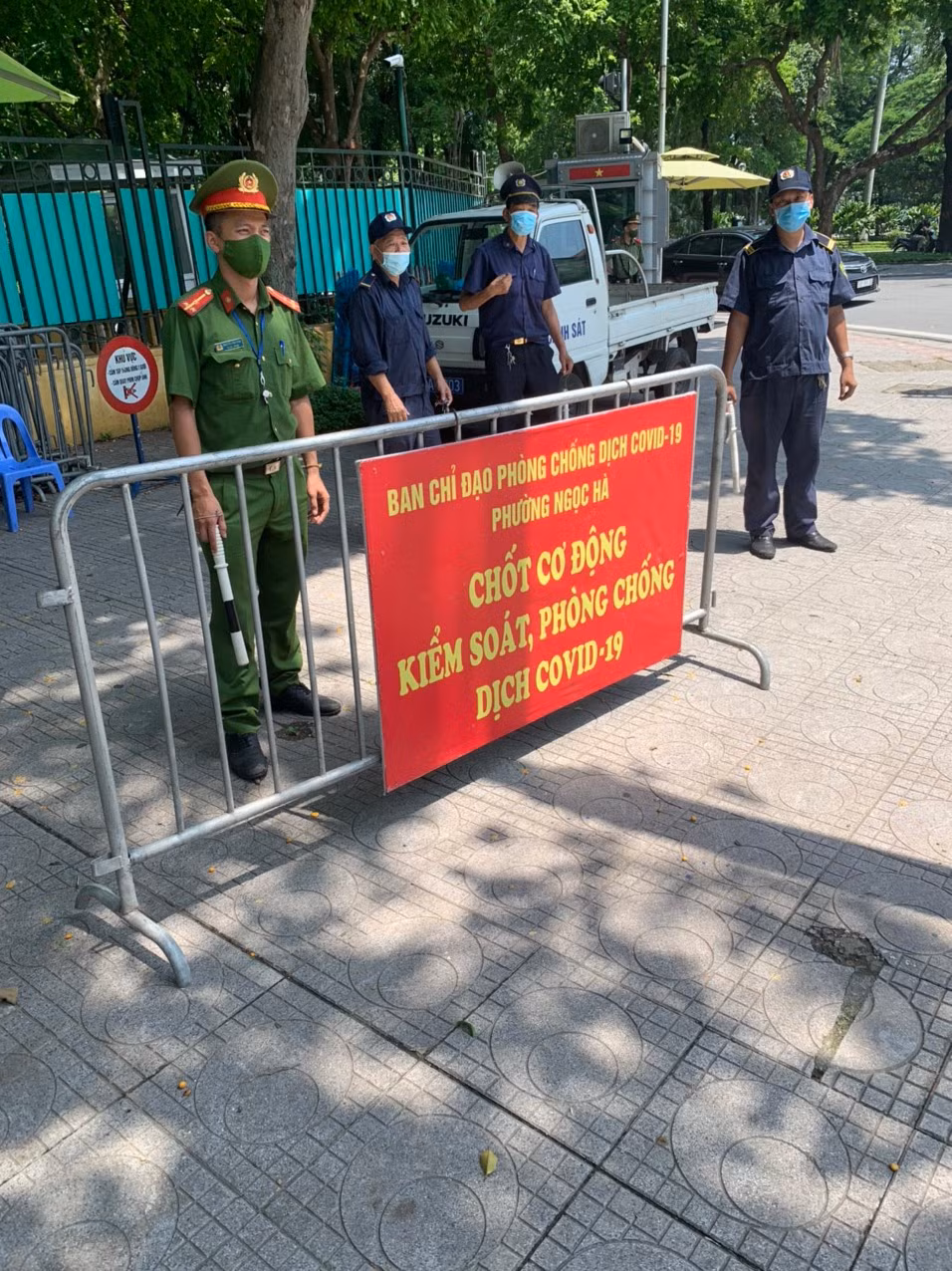 Chống COVID-19, bảo đảm an ninh, an toàn quận trung tâm Thủ đô -0