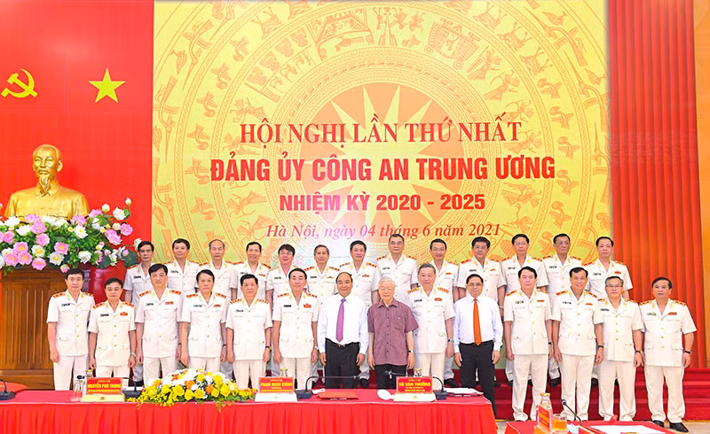 Đến 2030, xây dựng lực lượng CAND cách mạng, chính quy, tinh nhuệ, hiện đại -0