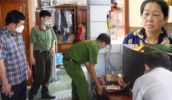 Bắt đối tượng giúp “trùm buôn lậu” Mười Tường rửa tiền ảnh 4