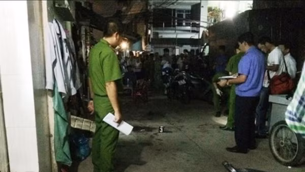 Đi nhậu về, “bợm nhậu” đánh hàng xóm vỡ đầu