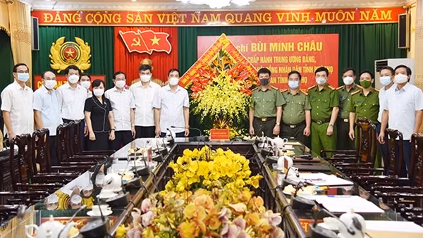 Câu kết với người tình hạ độc chồng bằng thuốc diệt chuột ảnh 3