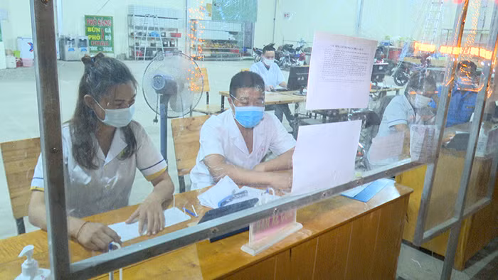 Đêm không ngủ ở chốt kiểm dịch vùng cao Tây Bắc -0