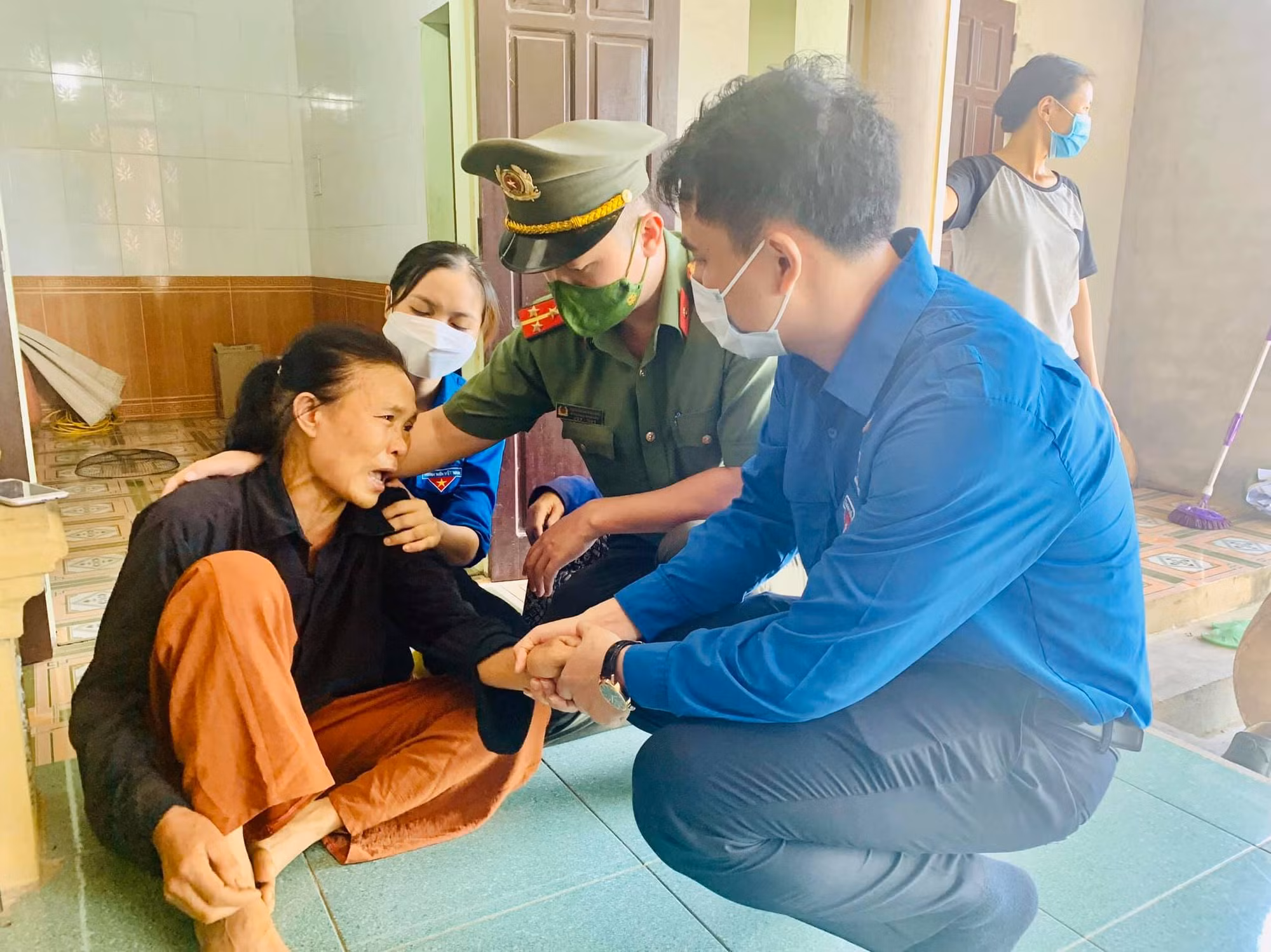 Tiếc thương người lính trẻ hy sinh khi làm nhiệm vụ -0