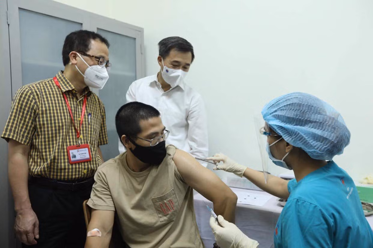 Sáng nay thử nghiêm lâm sàng vaccine -0
