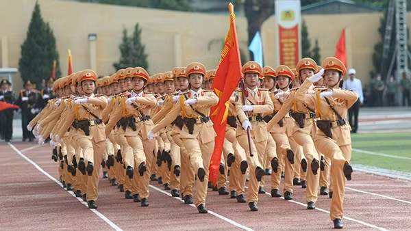 Tiếp tục xây dựng lực lượng CAND trưởng thành, lớn mạnh về mọi mặt ảnh 4
