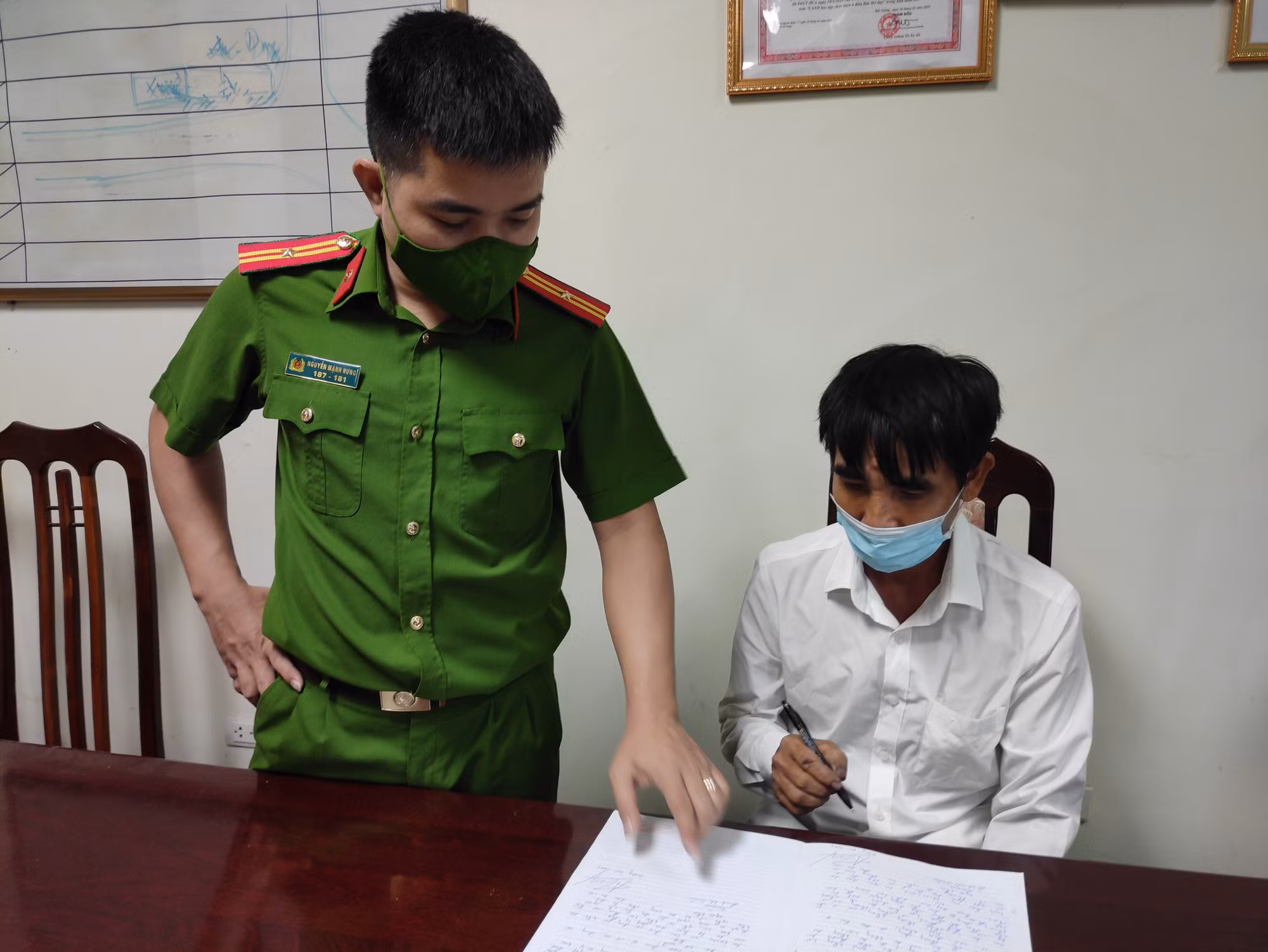 48 giờ băng rừng truy lùng kẻ thủ ác -0