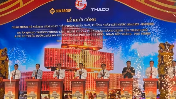 TP Hồ Chí Minh khởi công loạt dự án BT và trao Giấy chứng nhận đầu tư “siêu” cảng biển