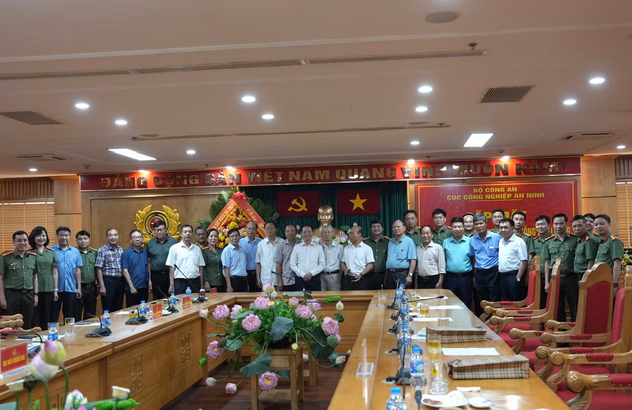 Tự hào 66 năm truyền thống vẻ vang lực lượng Công nghiệp an ninh và khát vọng vươn mình trong kỷ nguyên mới -0
