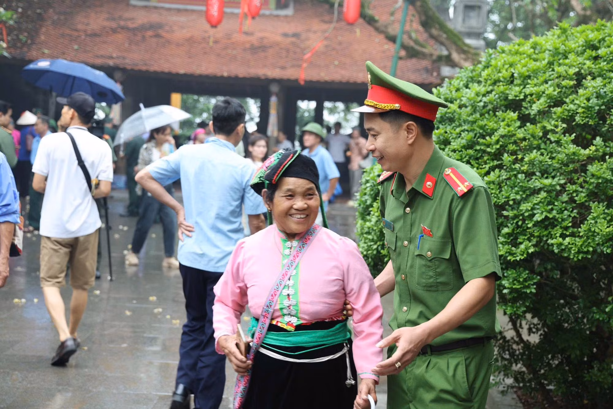 Huy động gần 2000 cán bộ, chiến sĩ tham gia đảm bảo ANTT cho ngày hội lớn -0