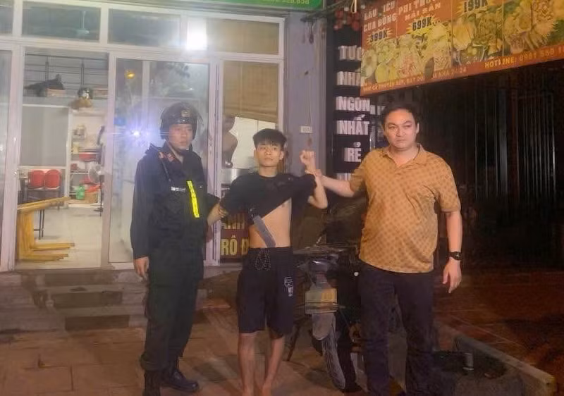 Nhanh chóng bắt giữ đối tượng dùng hung khí gây thương tích -0