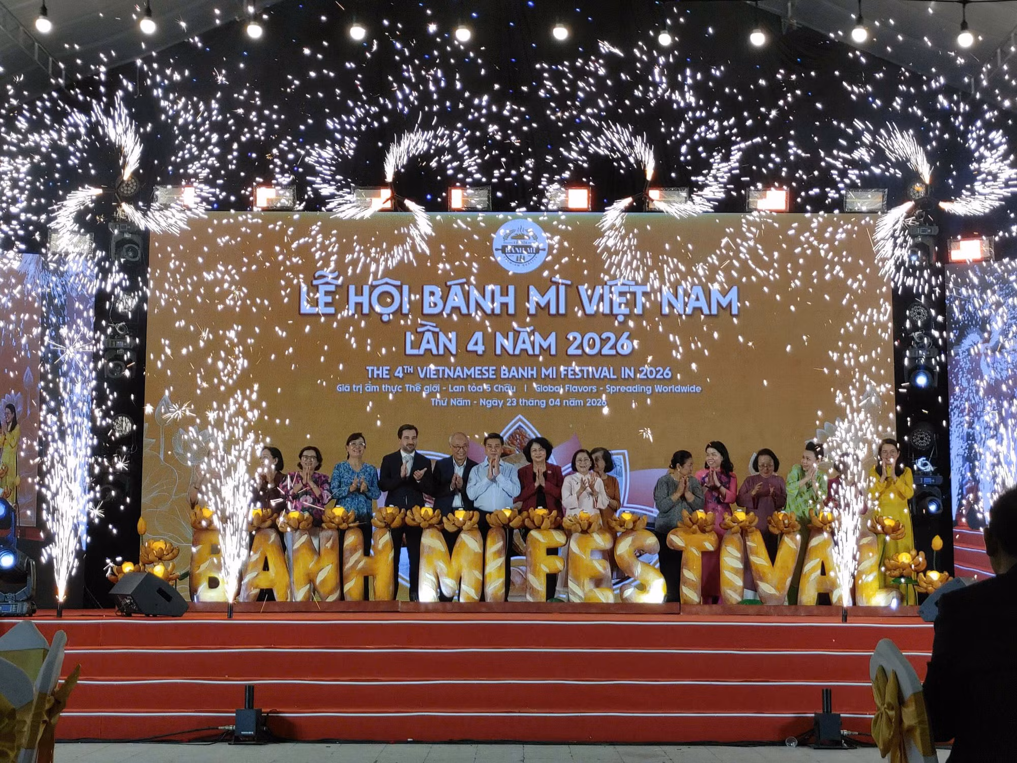 TP Hồ Chí Minh rộn ràng mùa lễ 30/4, bứt phá thu hút du khách bằng chuỗi hoạt động đặc sắc -0