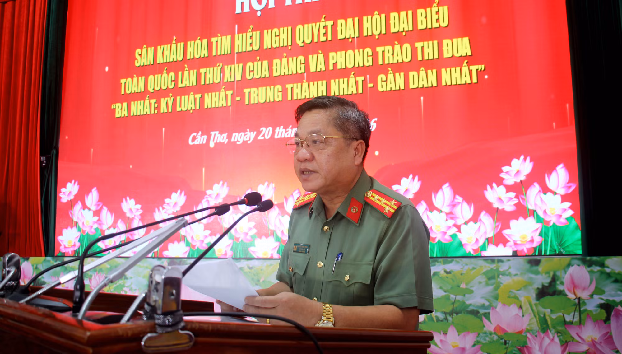 Sân khấu hóa tuyên truyền Nghị quyết Đại hội lần thứ XIV của Đảng và phong trào thi đua “Ba nhất” -0