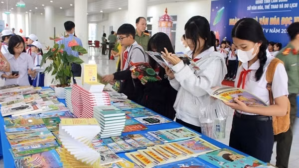 Lâm Đồng phát động Ngày Sách và Văn hóa đọc Việt Nam năm 2026