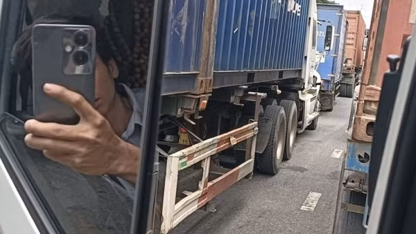 TP Hồ Chí Minh: Giao thông tăng nhiệt vào chiều ngày đầu nghỉ lễ Giỗ tổ Hùng Vương