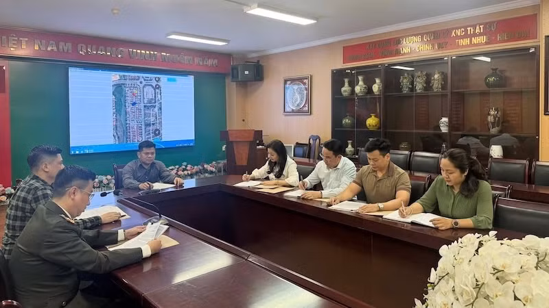 Bài cuối: Nhiều giải pháp đột phá góp phần quản lý người nước ngoài trên địa bàn Thủ đô -0