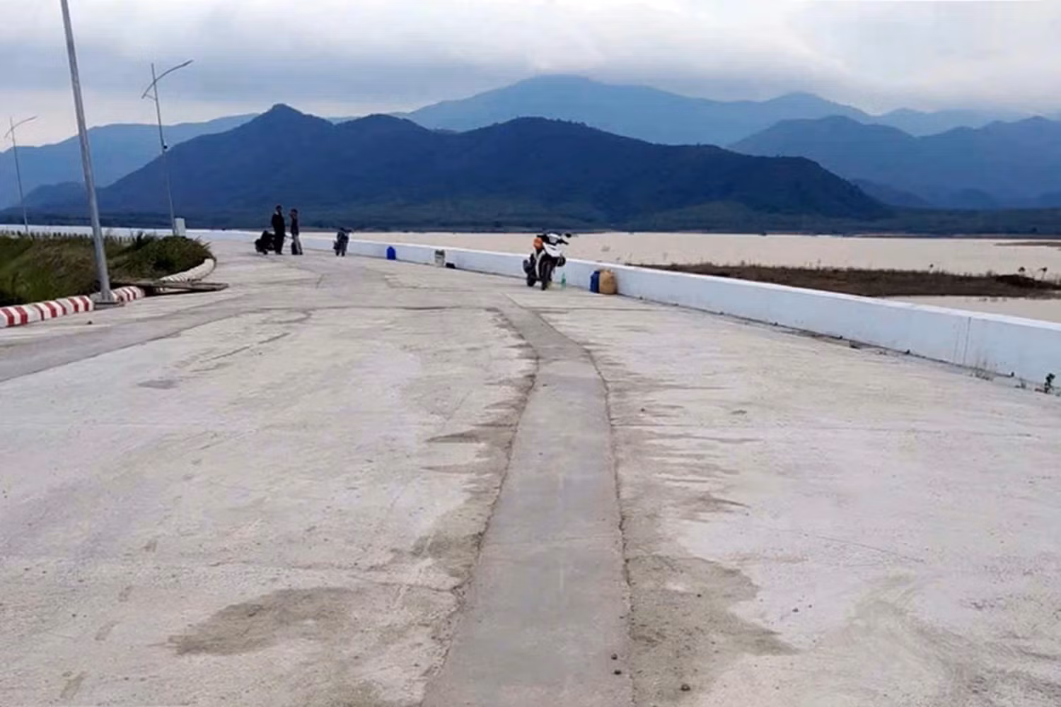 Sẽ kiểm định độc lập sự cố thấm, nứt ở hồ chứa nước Sông Than đầu tư hơn ngàn tỷ đồng -0