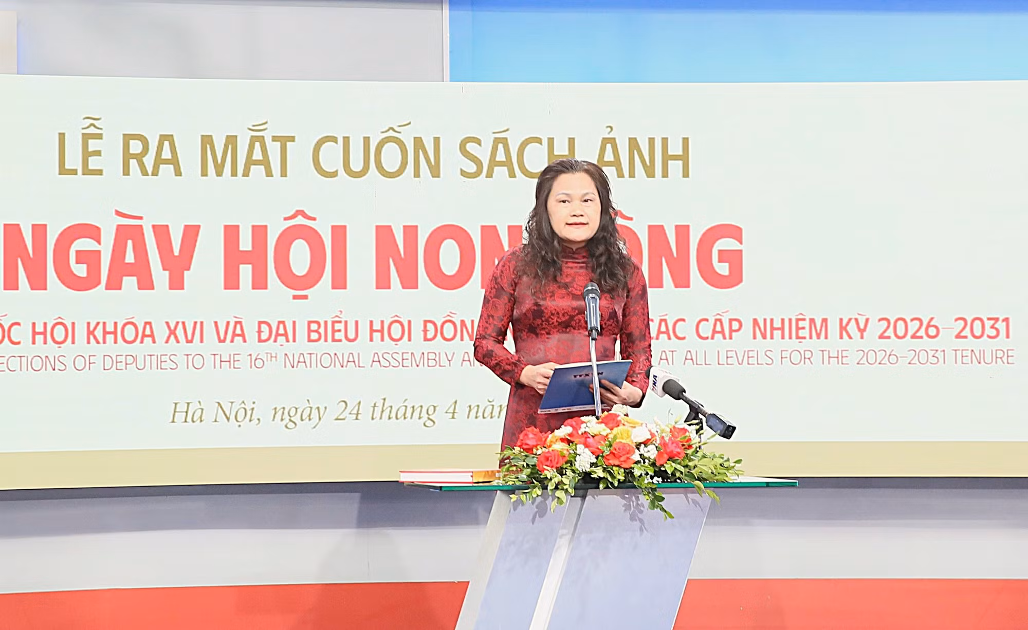Ra mắt sách ảnh về những dấu ấn nổi bật của bầu cử đại biểu Quốc hội khóa XVI -0