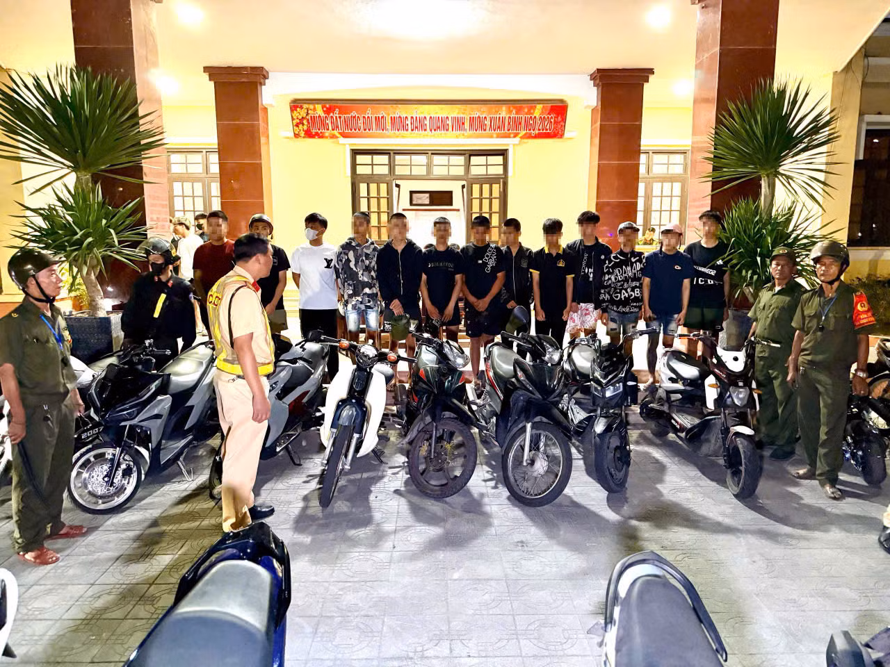 Đối tượng dương tính với ma túy, chống người thi hành công vụ -0