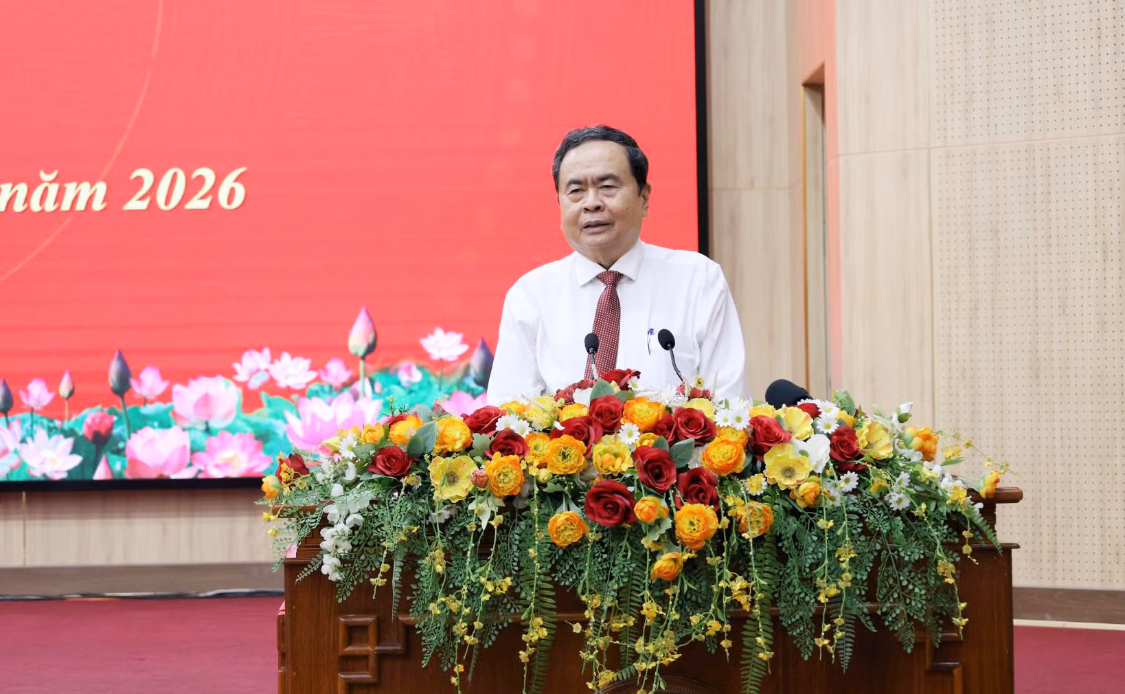 Chủ tịch Quốc hội Trần Thanh Mẫn thăm, tặng quà gia đình chính sách, công nhân, người lao động tỉnh An Giang -0