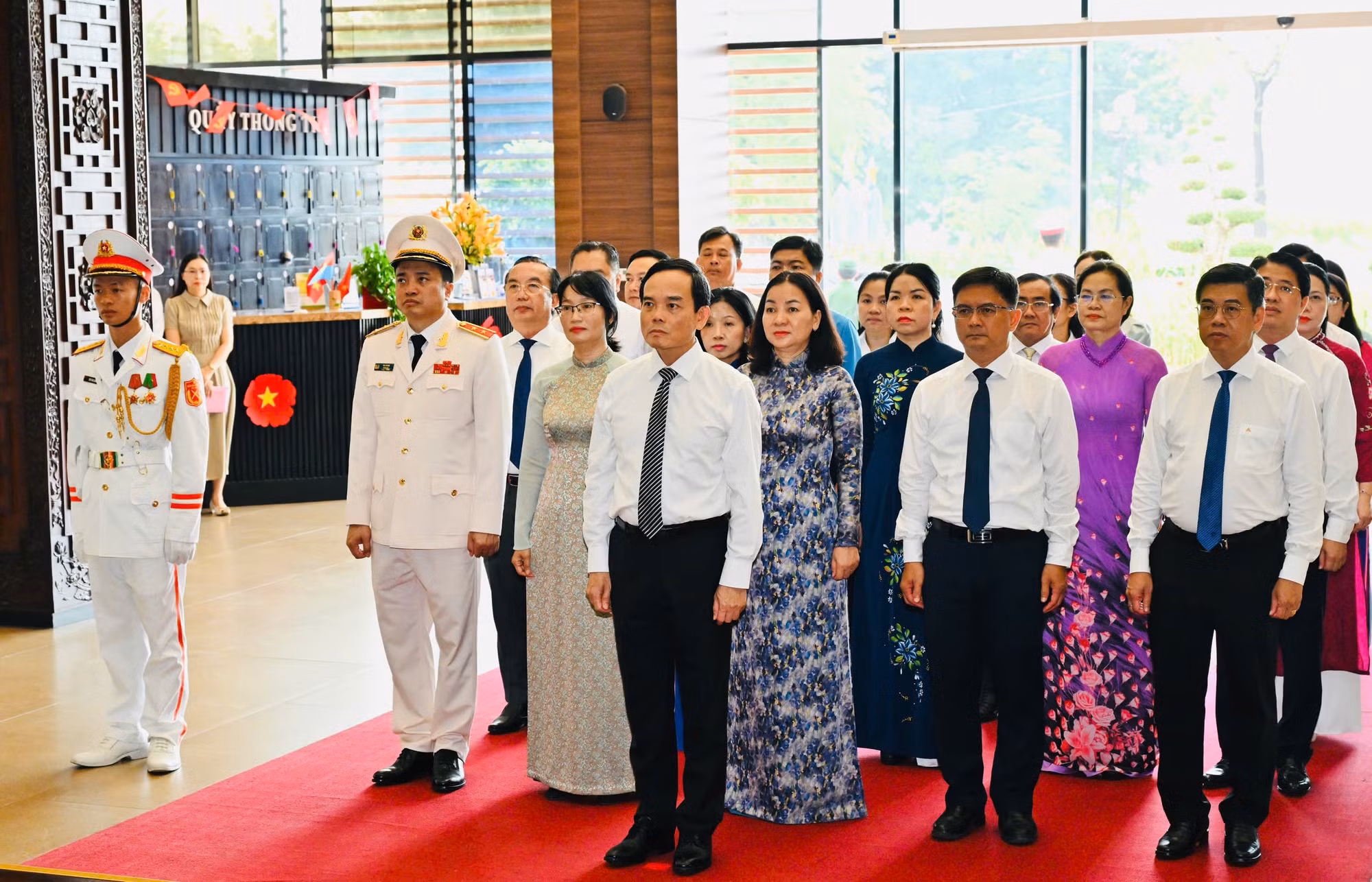 TP Hồ Chí Minh tưởng niệm, tri ân các Anh hùng Liệt sĩ và lãnh tụ cách mạng -0