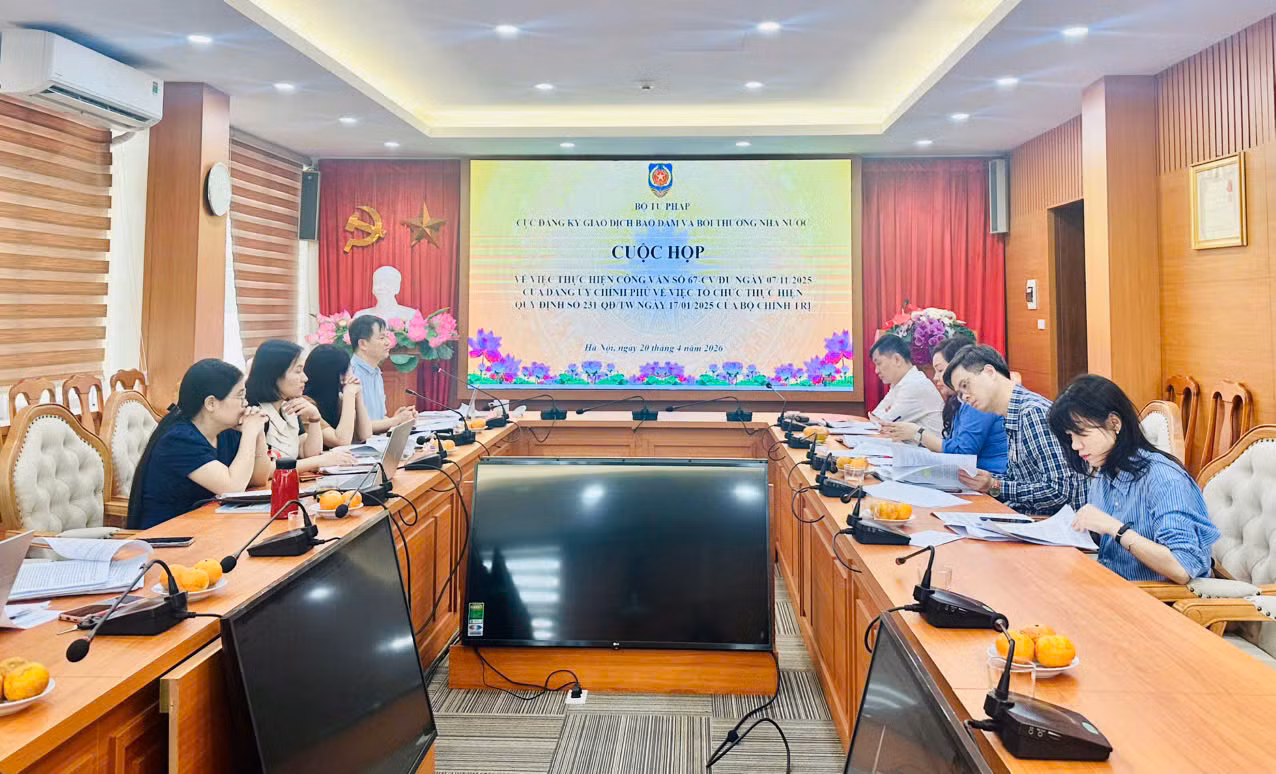 Thể chế hóa quy định về quyền được bồi thường của người đấu tranh chống tham nhũng, lãng phí, tiêu cực -0