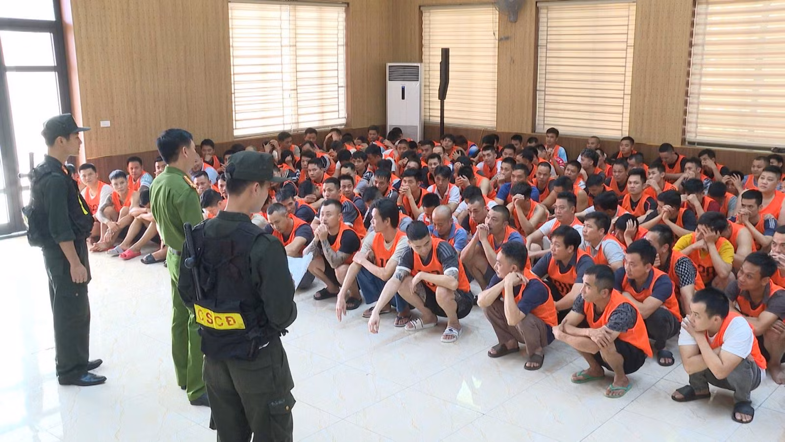 Triệt phá chuyên án “Trường gà quốc tế Viêng Xay”, khởi tố 196 bị can -0