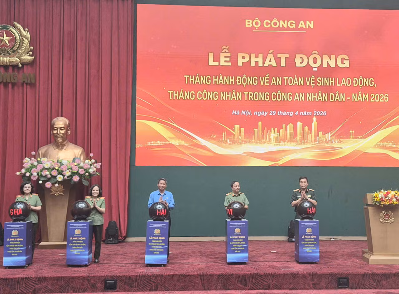Bộ Công an phát động Tháng hành động an toàn vệ sinh lao động và Tháng Công nhân năm 2026 trong CAND -0