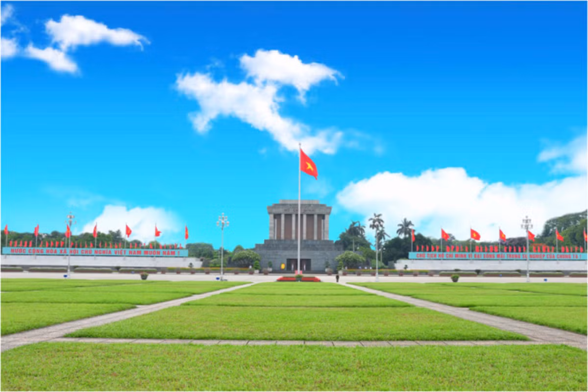Hà Nội: Các điểm đỗ xe phục vụ người dân viếng Lăng Bác dịp lễ người dân cần lưu ý -0