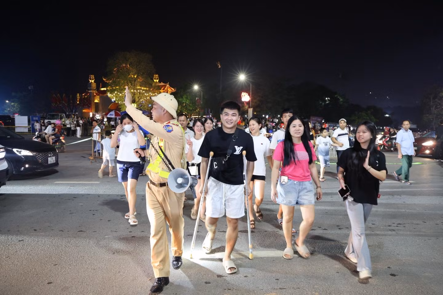 Huy động gần 2000 cán bộ, chiến sĩ tham gia đảm bảo ANTT cho ngày hội lớn -2