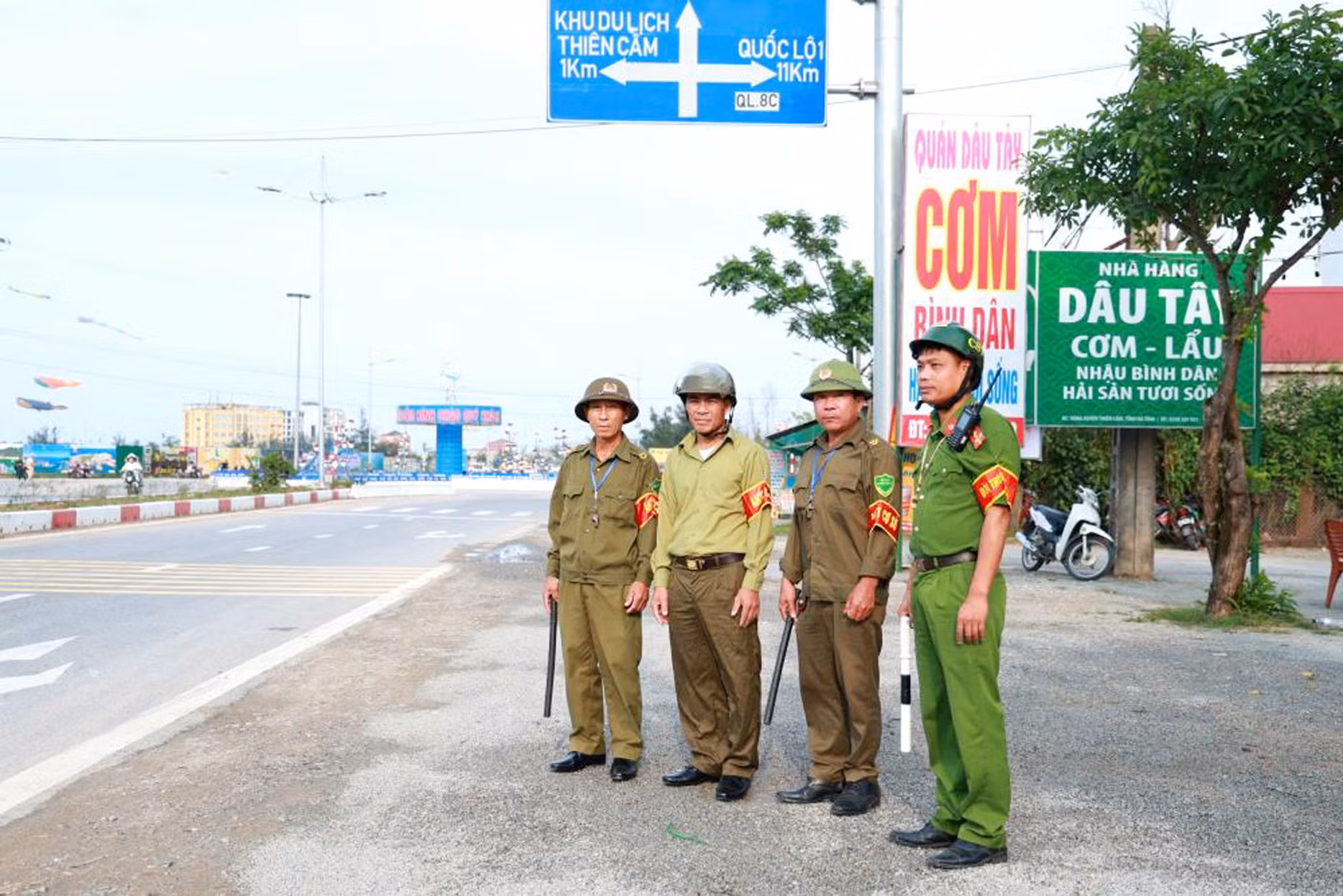 Công an Hà Tĩnh “gác lễ” cho nhân dân nghỉ lễ -0