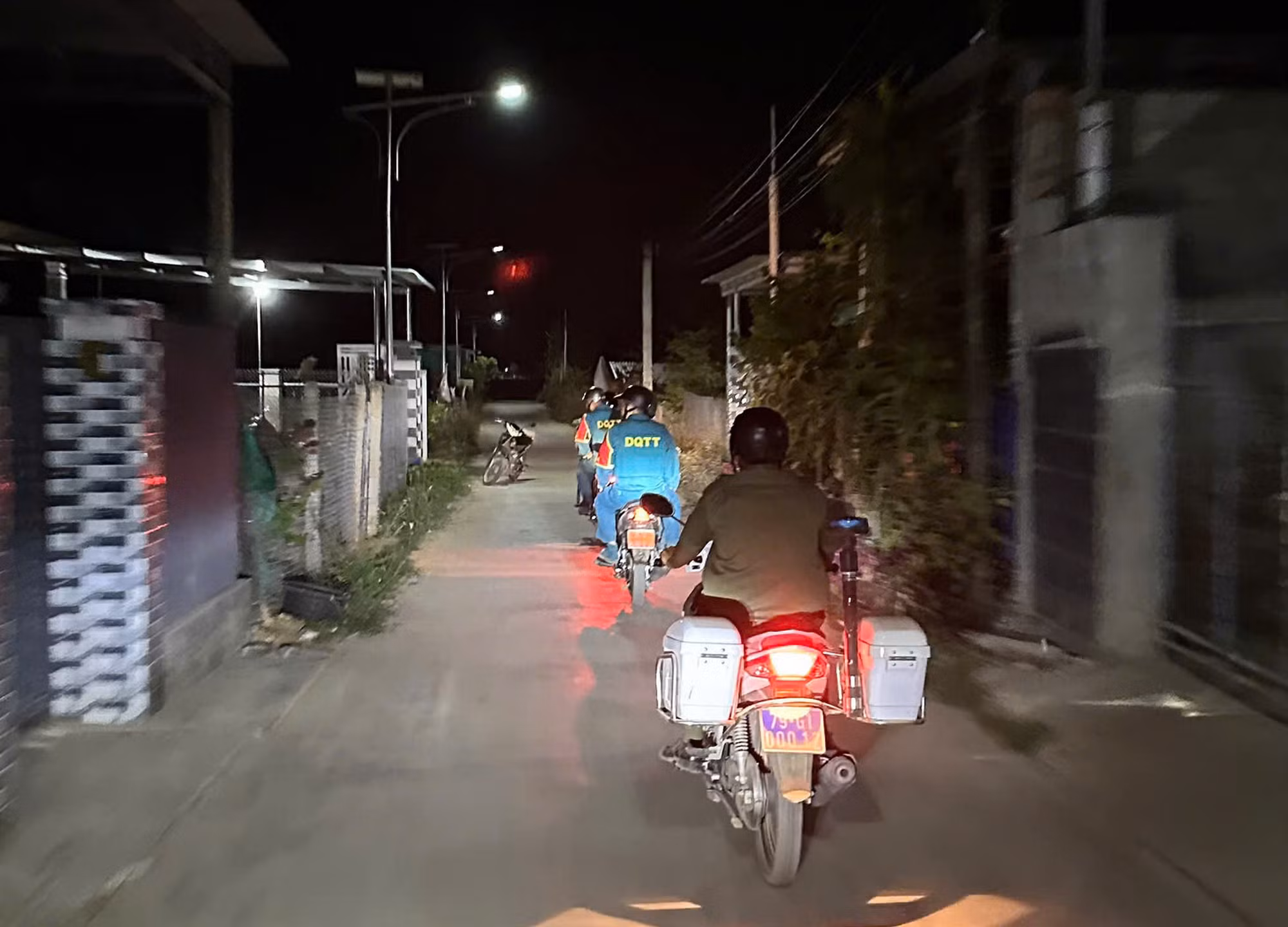  Quyết liệt xử lý nạn khai thác đất trái phép ở xã Vạn Hưng -0
