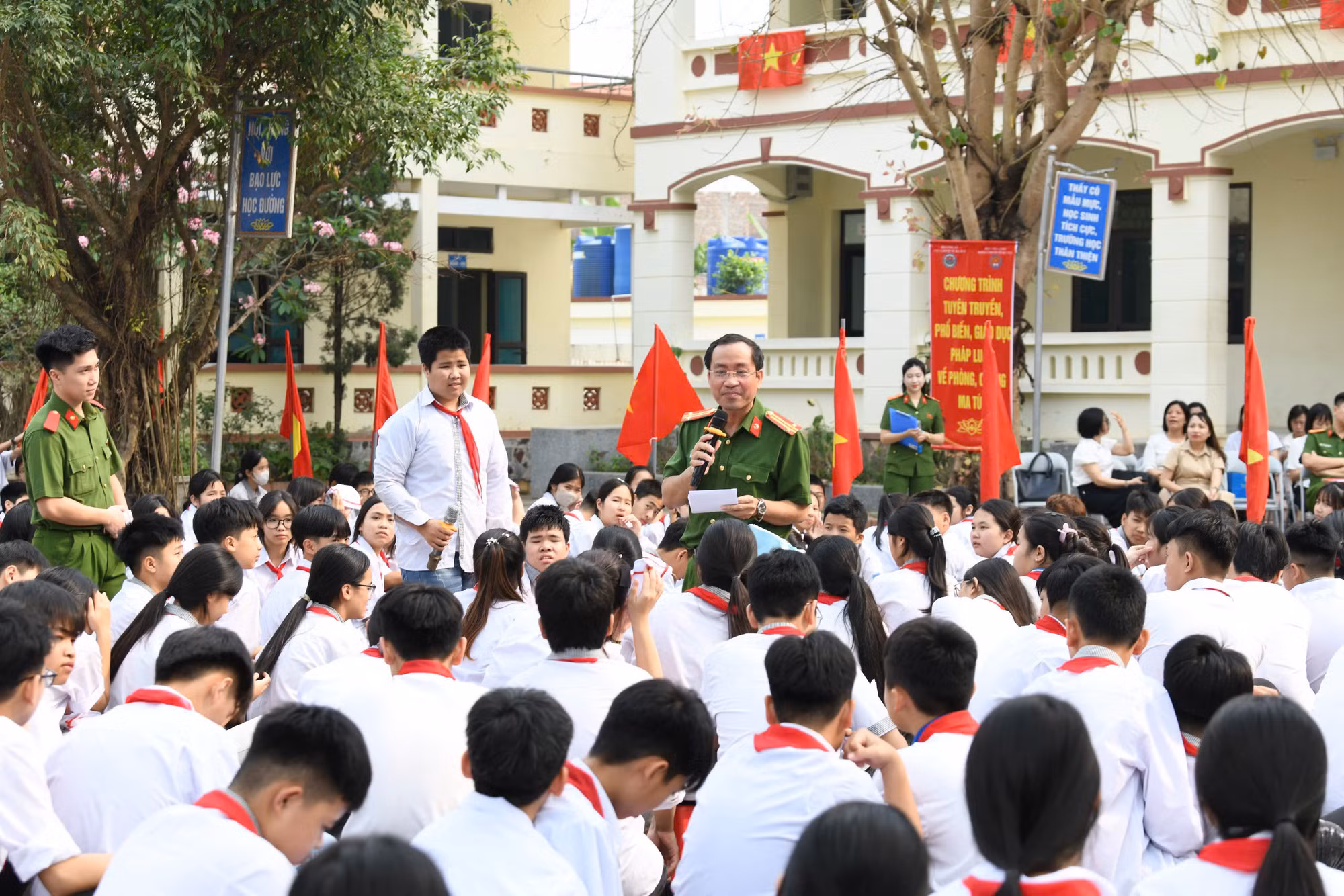 Ký kết phòng, chống ma túy tại địa bàn xã -0