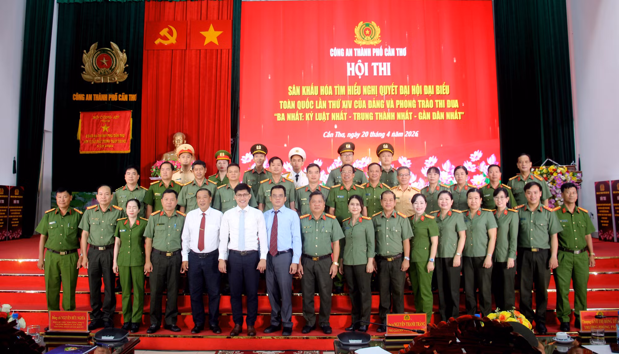 Sân khấu hóa tuyên truyền Nghị quyết Đại hội lần thứ XIV của Đảng và phong trào thi đua “Ba nhất” -0