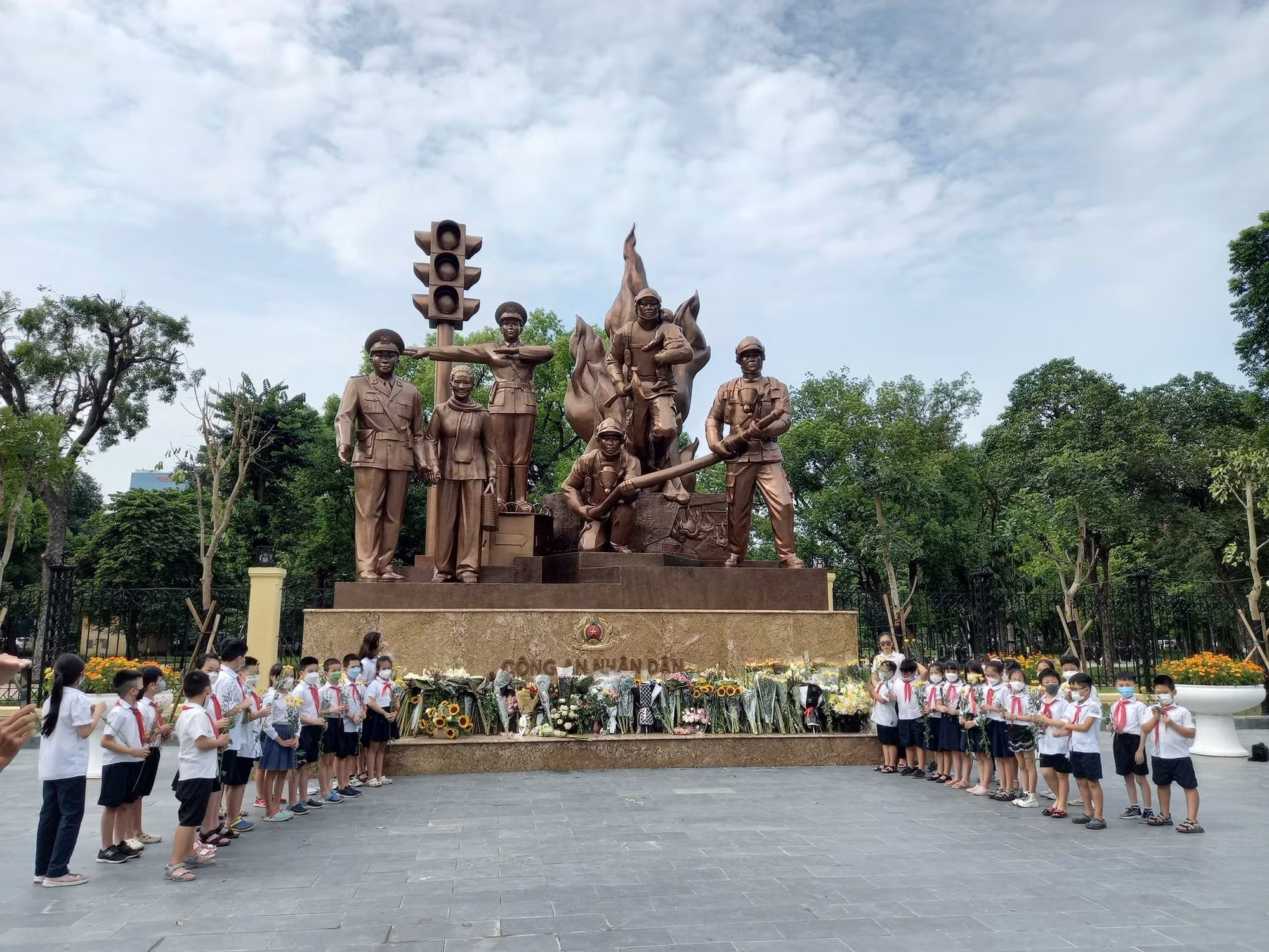 Những trái tim nóng và cái chết hóa bất tử -0