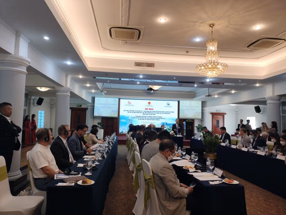 Thu hút đầu tư nước ngoài vào TP Hồ Chí Minh và Bình Dương -0
