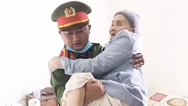 30 ngày đêm cao điểm cấp căn cước công dân của Công an Lâm Đồng