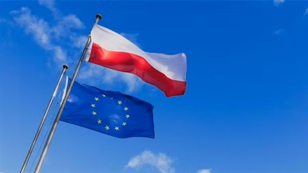 Ba Lan tuyên bố "không điều tiết khí đốt" nếu EU khủng hoảng