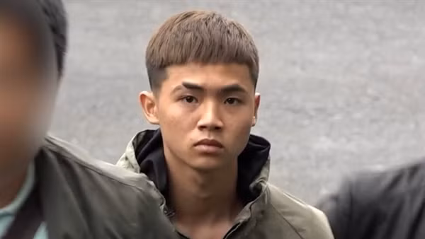 Đâm chết người chỉ vì "nhìn đểu"