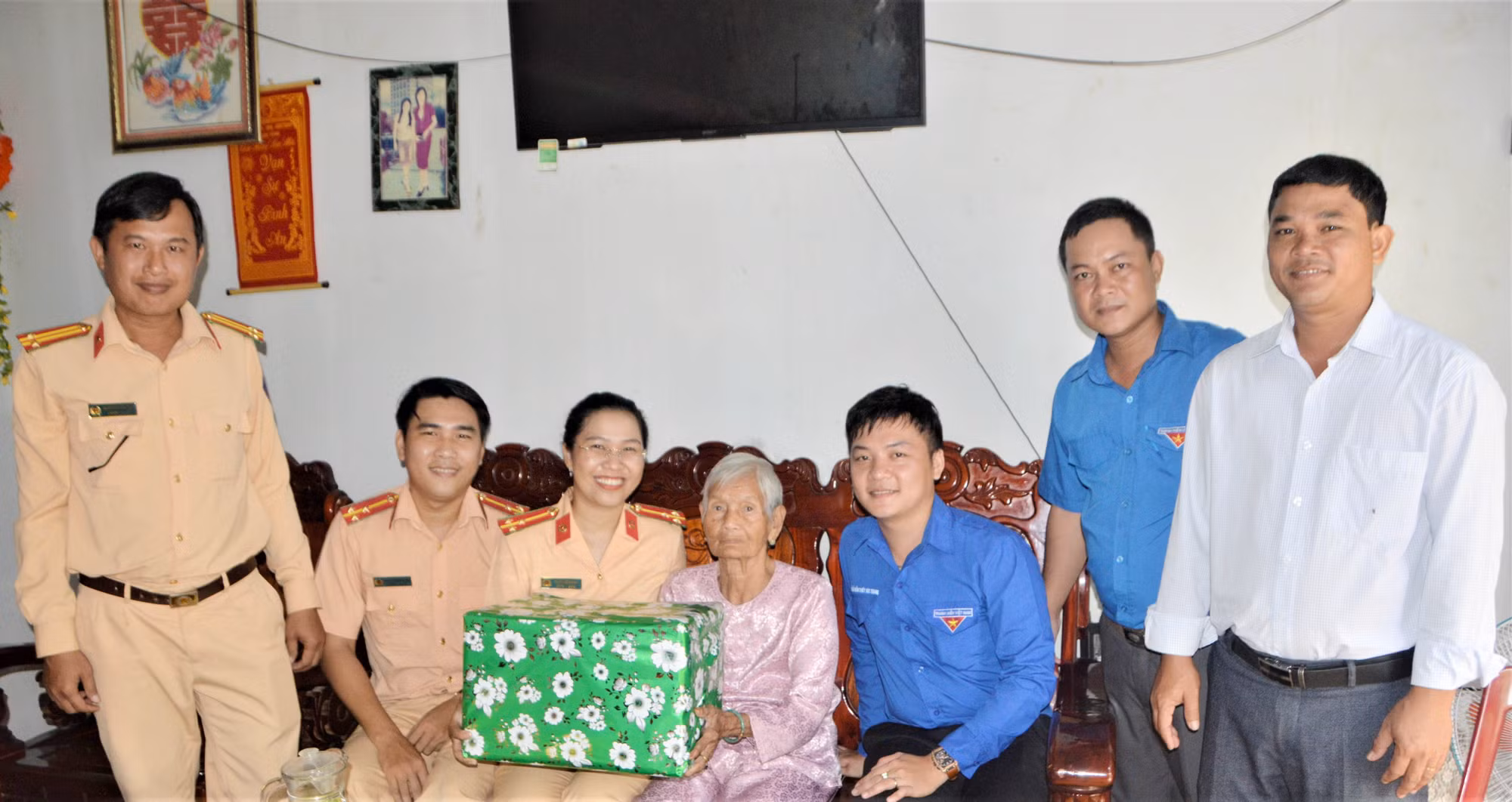 Chuyến hành quân về nguồn đầy ý nghĩa -0